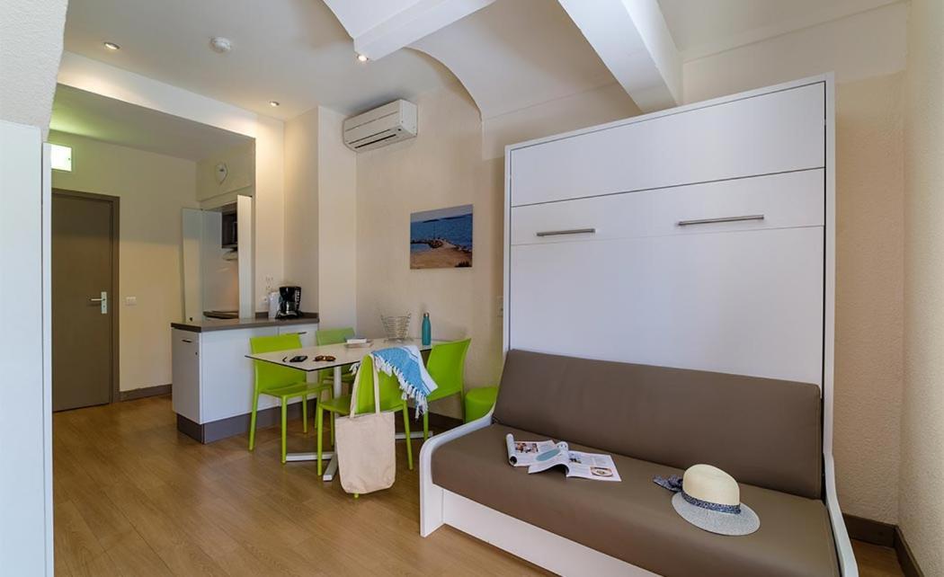 Belambra Clubs La Colle-Sur-Loup - Les Terrasses De Saint-Paul De Vence 호텔 외부 사진