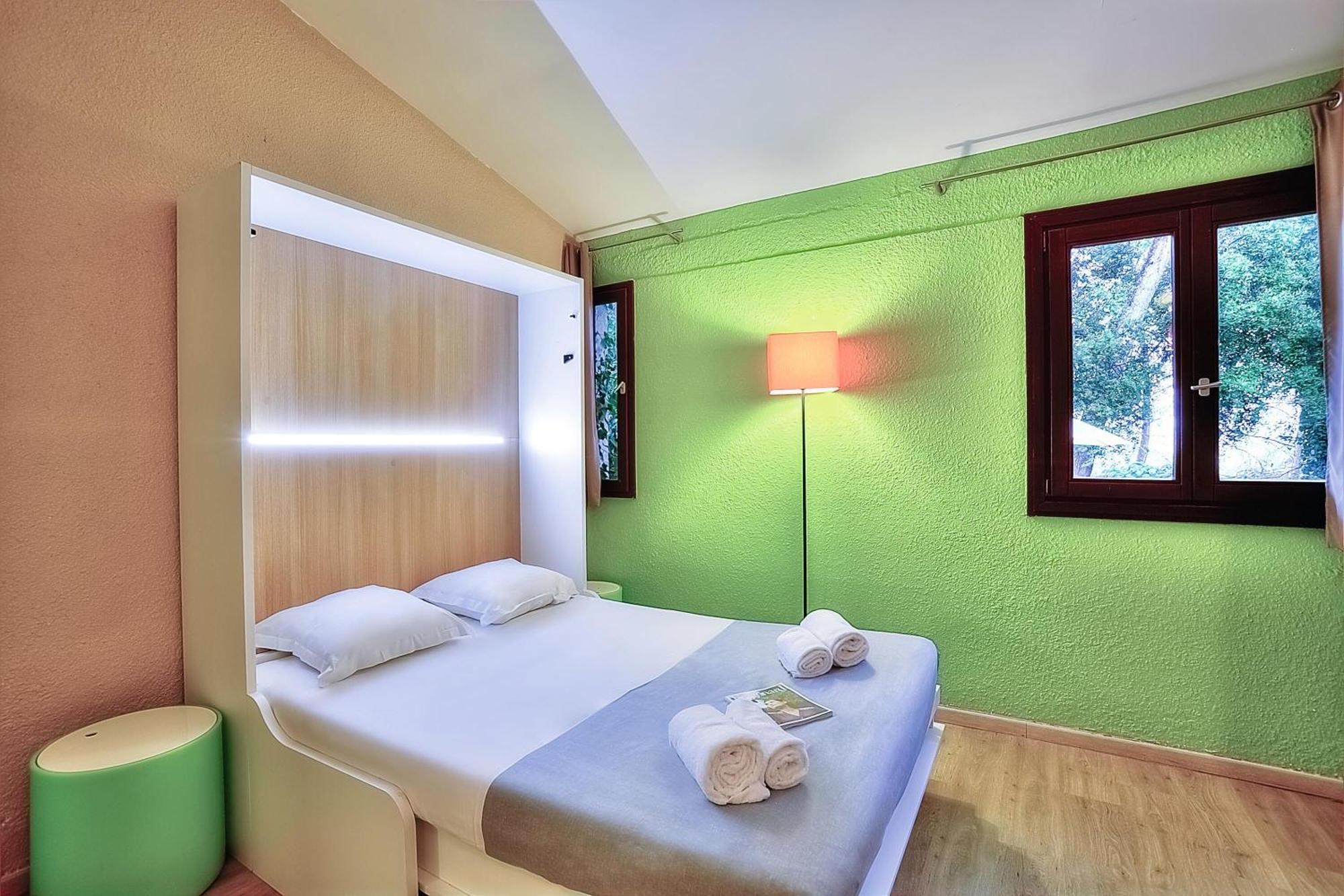 Belambra Clubs La Colle-Sur-Loup - Les Terrasses De Saint-Paul De Vence 호텔 객실 사진