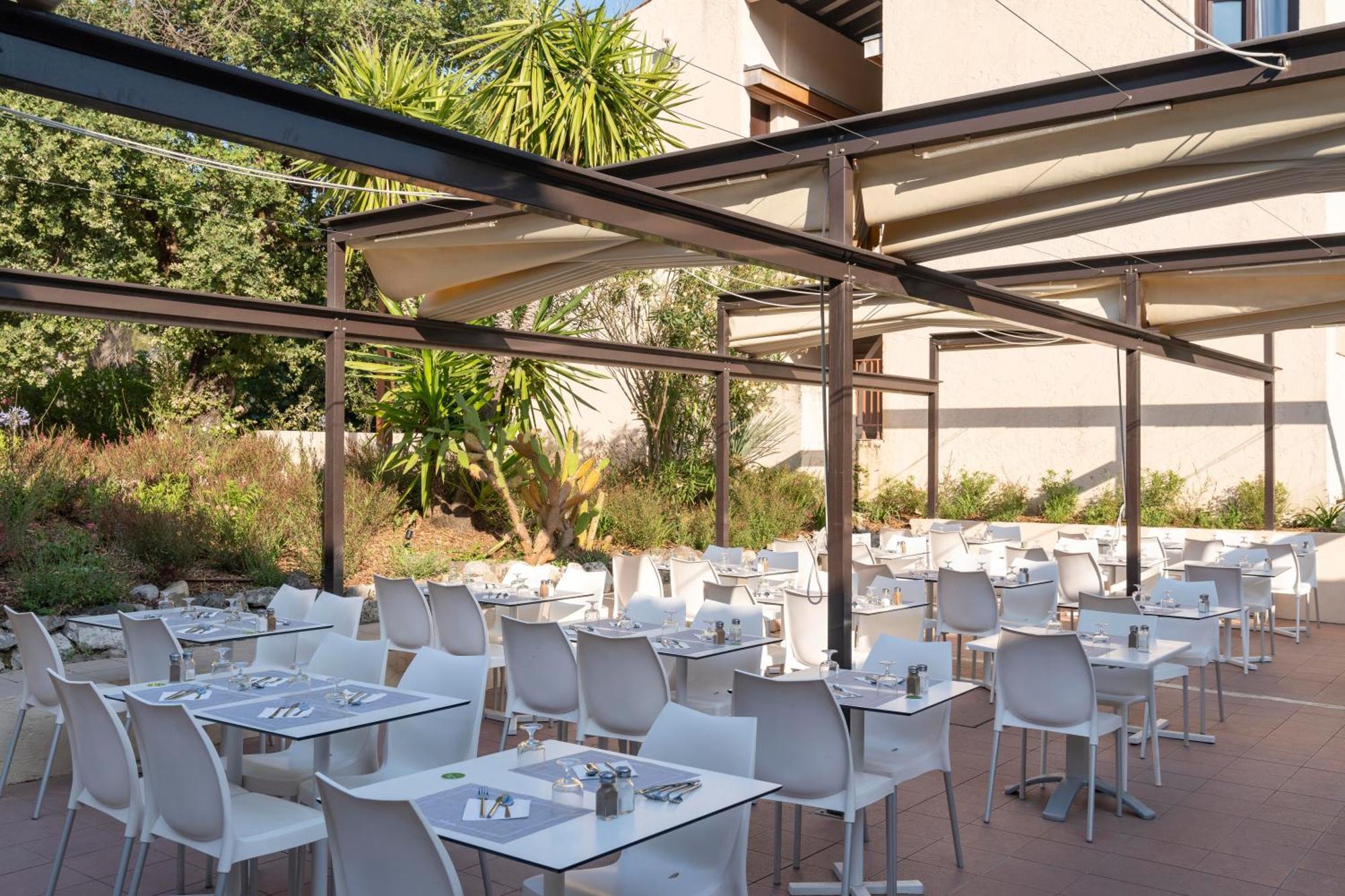 Belambra Clubs La Colle-Sur-Loup - Les Terrasses De Saint-Paul De Vence 호텔 외부 사진
